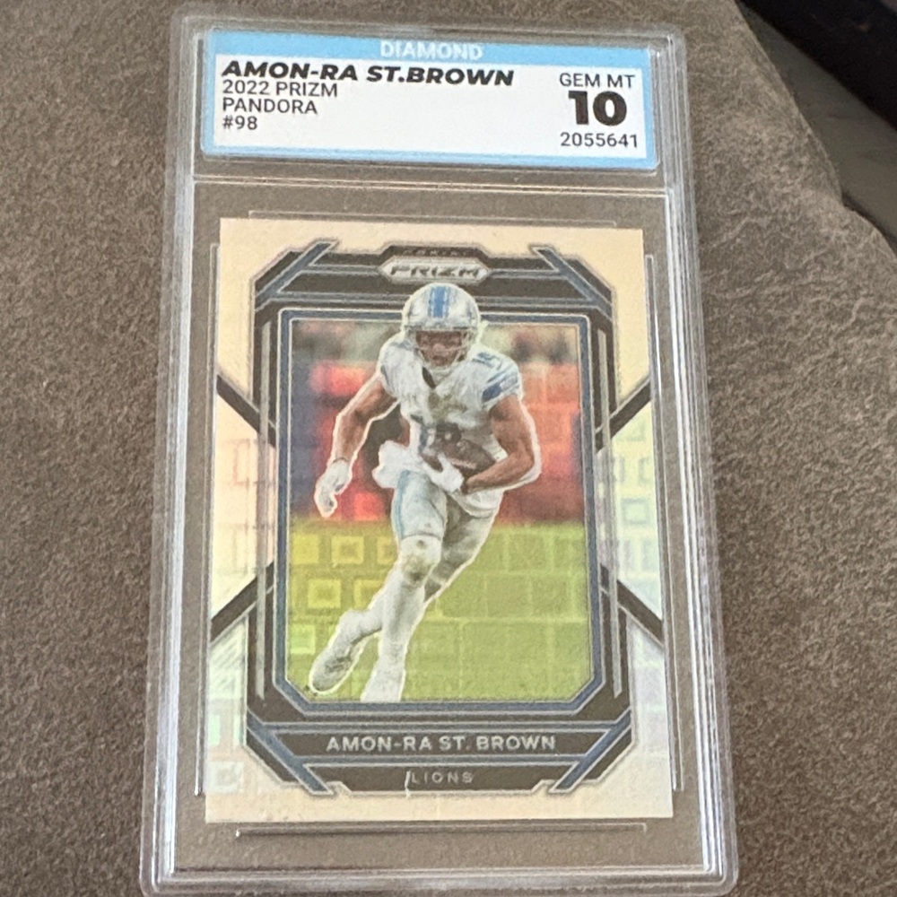 2022 Prizm Amon-Ra St. Brown Football Card